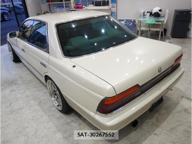 Nissan LAUREL 1990-09 8054450-15