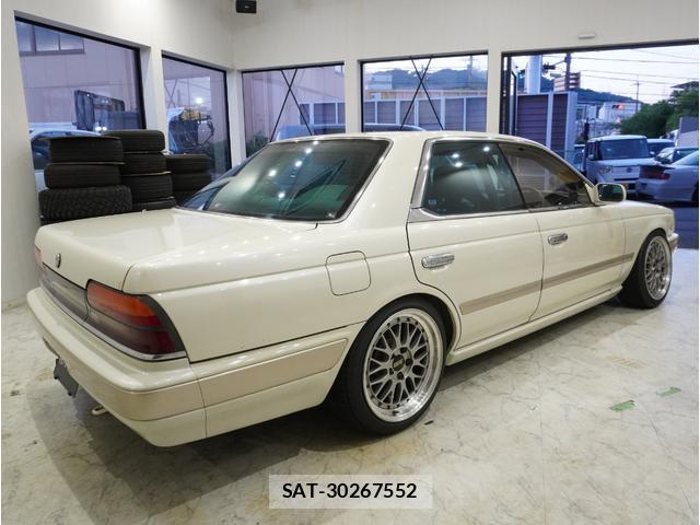 Nissan LAUREL 1990-09 8054450-16