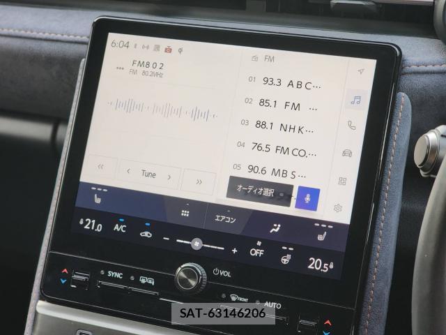 Lexus LBX 2024-02 8055669-13