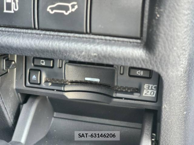 Lexus LBX 2024-02 8055669-17