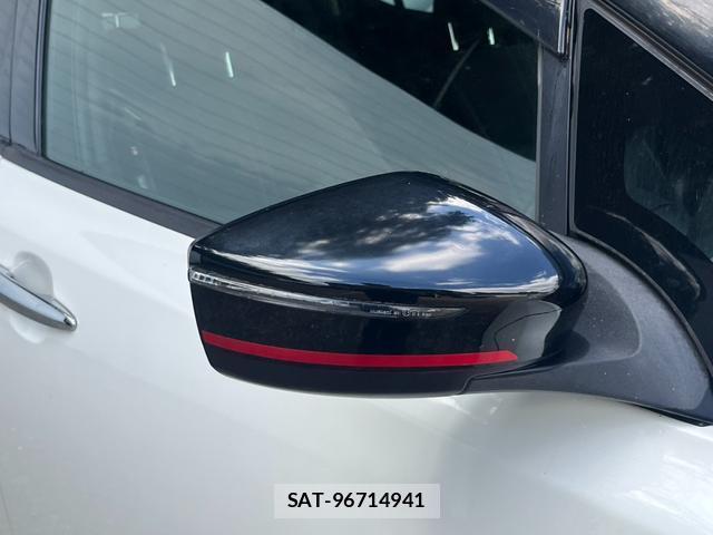 Nissan LEAF 2019-06 8053946-14
