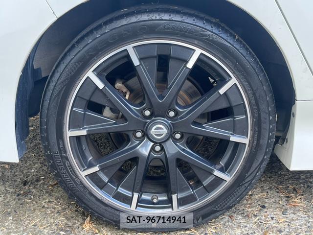 Nissan LEAF 2019-06 8053946-16