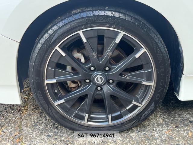 Nissan LEAF 2019-06 8053946-18