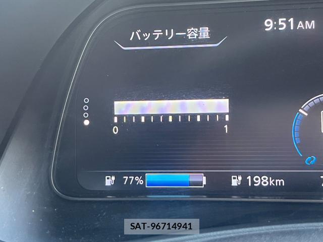 Nissan LEAF 2019-06 8053946-2