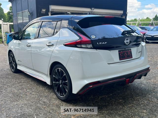 Nissan LEAF 2019-06 8053946-7