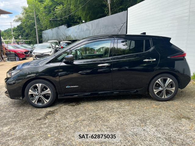 Nissan LEAF 2021-09 8053948-9