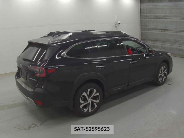 Subaru OUTBACK 2023-01 8008531-1