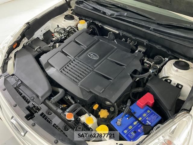 Subaru OUTBACK 2011-08 8055542-12