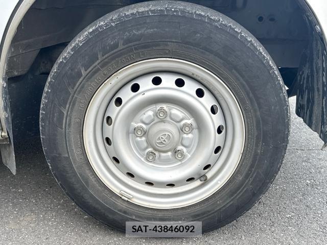 Toyota LITEACE VAN 2017-02 8054896-17