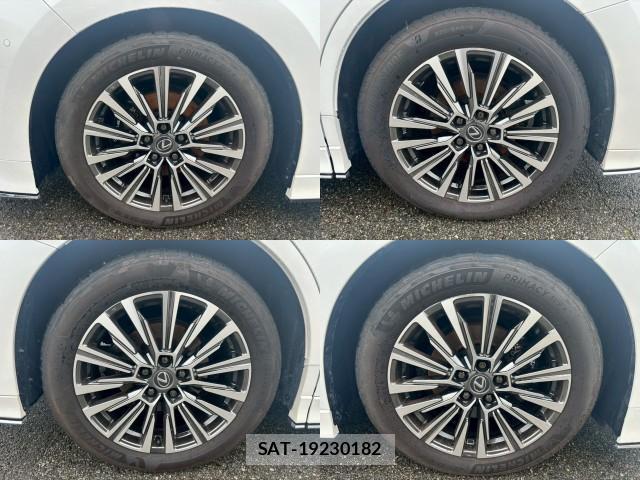 Lexus LM 2024-03 8054469-19