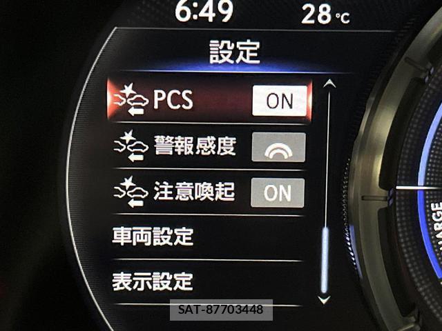 Lexus LS 2021-06 8055447-4