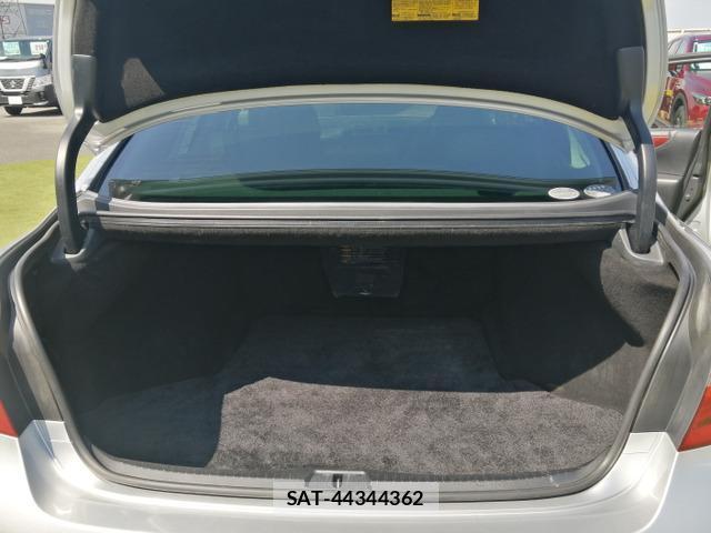 Lexus LS 2010-04 8056038-12