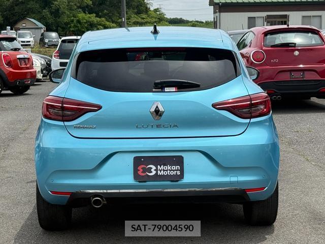 Renault LUTECIA 2021-06 8054879-10