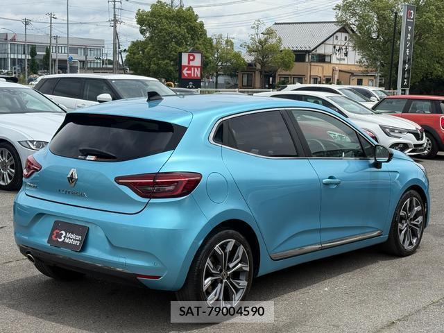 Renault LUTECIA 2021-06 8054879-11