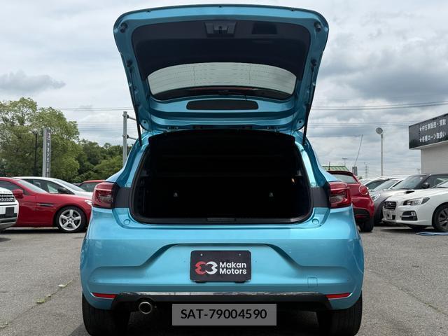 Renault LUTECIA 2021-06 8054879-14