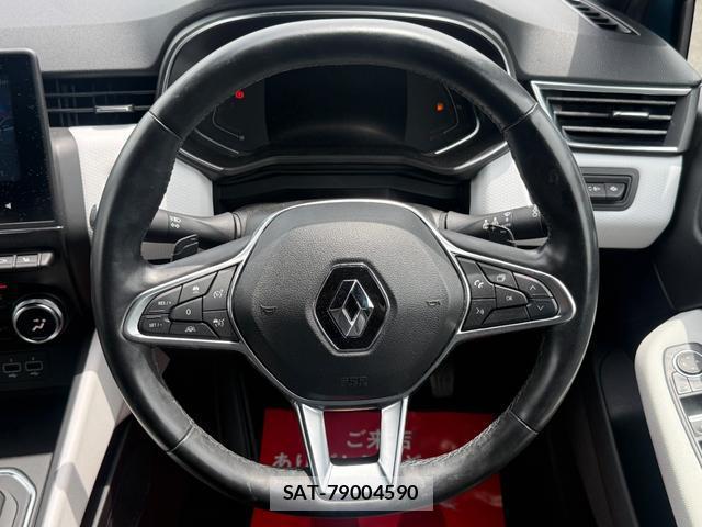 Renault LUTECIA 2021-06 8054879-18