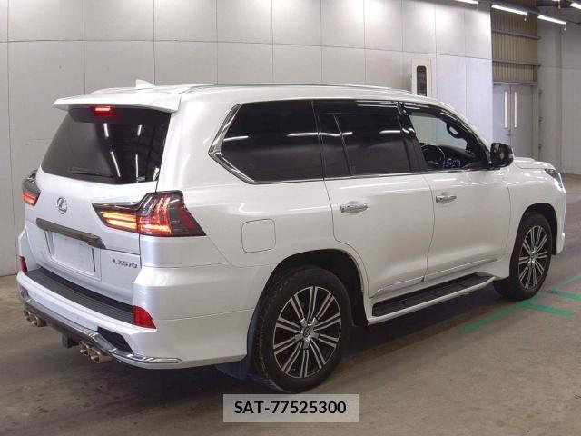 Lexus LX 2018-11 8053381-4