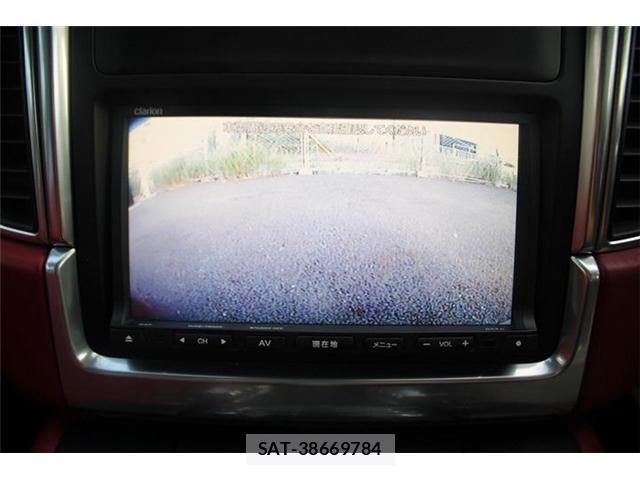 Porsche MACAN 2015-02 8054950-2