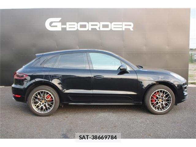 Porsche MACAN 2015-02 8054950-7