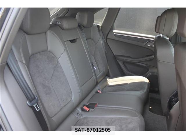 Porsche MACAN 2019-07 8054949-18