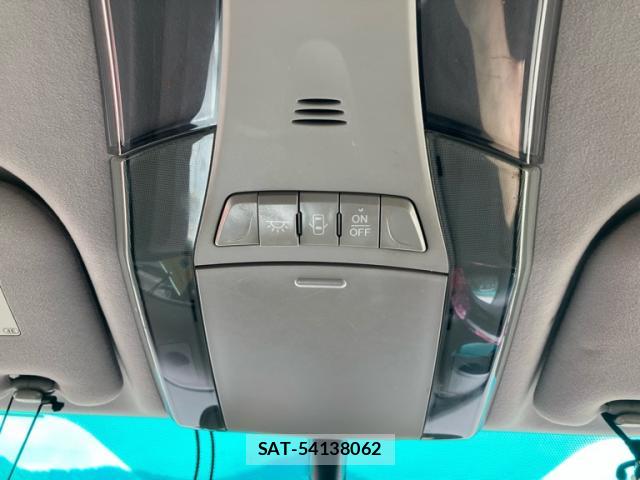 Toyota MARK X ZIO 2007-10 8055658-14