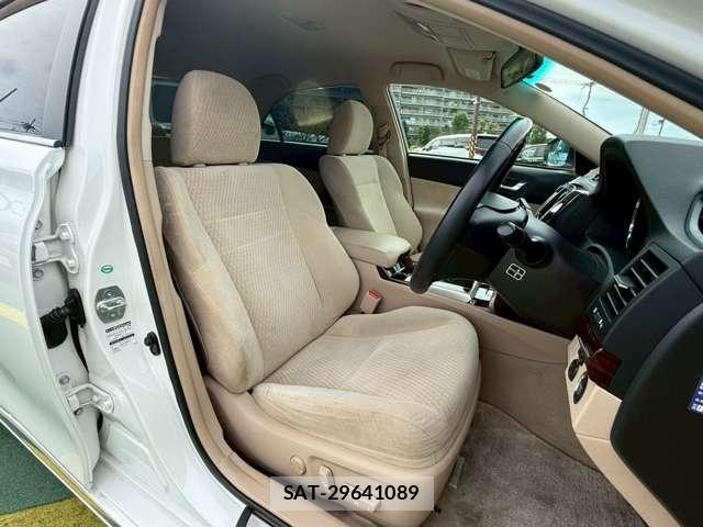 Toyota MARK X 2011-06 8055172-5
