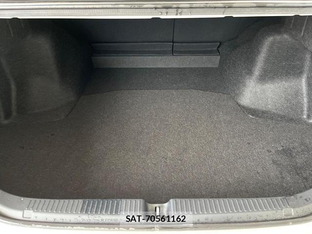 Toyota MARK X 2014-04 8055445-10
