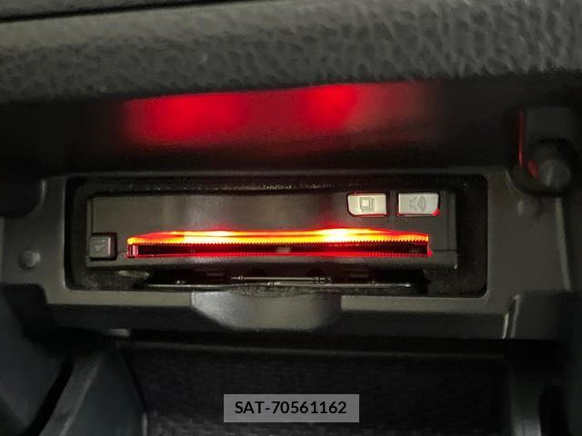 Toyota MARK X 2014-04 8055445-7