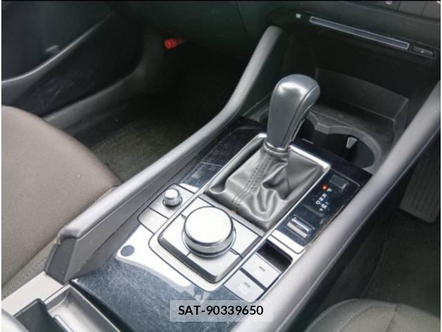 Mazda MAZDA3 2023-06 8053360-3