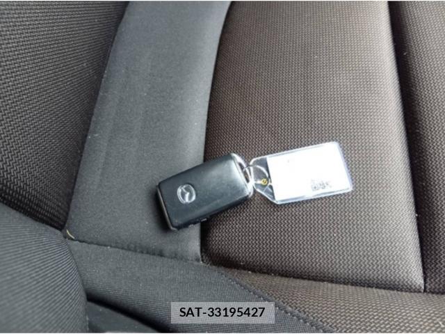 Mazda MAZDA3 2023-06 8053361-4