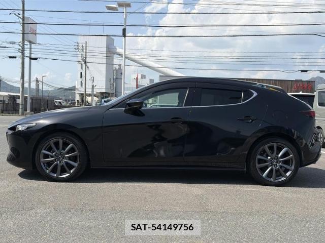 Mazda MAZDA3 2021-09 8053461-1