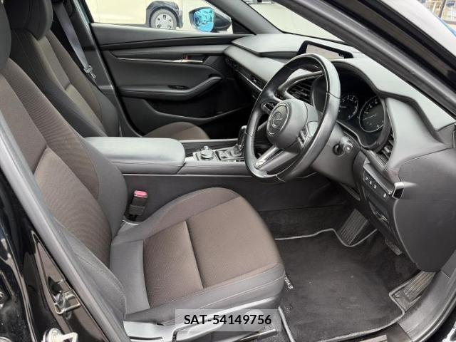 Mazda MAZDA3 2021-09 8053461-4
