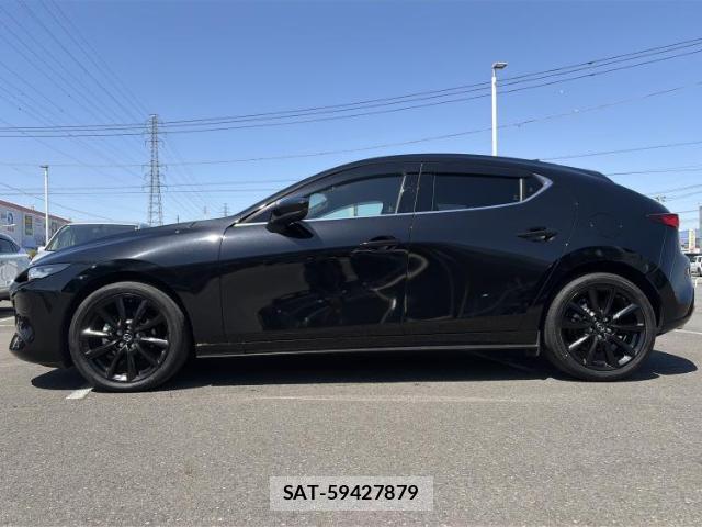 Mazda MAZDA3 2025-08 8053575-1