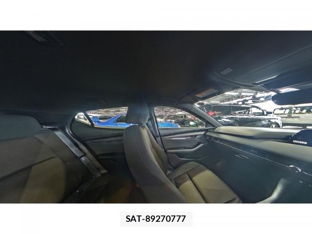 Mazda MAZDA3 2023-06 8055569-6