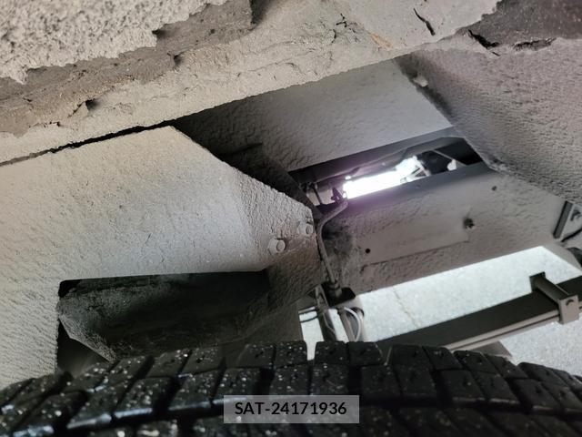 Hino MELPHA 2011-07 8053620-11
