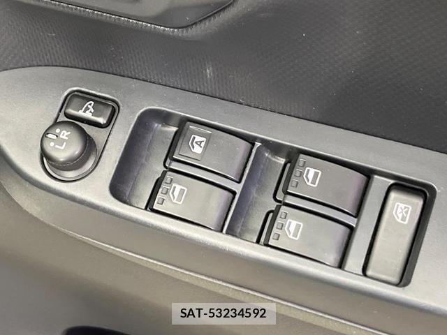 Daihatsu MIRA 2020-05 8053745-6