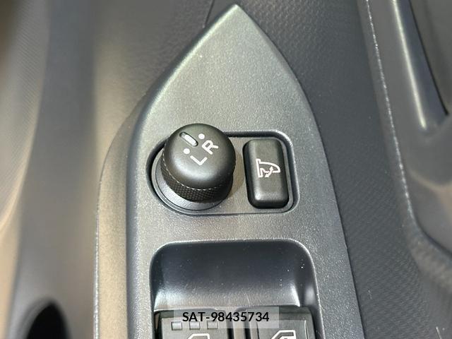 Daihatsu MIRA 2019-08 8055320-4