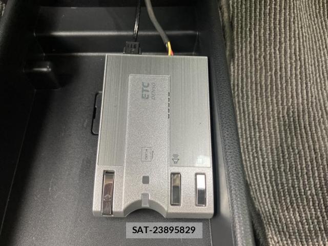 Daihatsu MIRA 2017-09 8056221-14