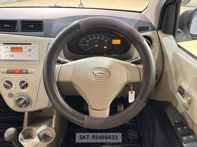 Daihatsu MIRA 2014-11 8055802-4