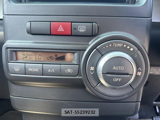 Daihatsu MOVE CONTE 2013-07 8053297-19