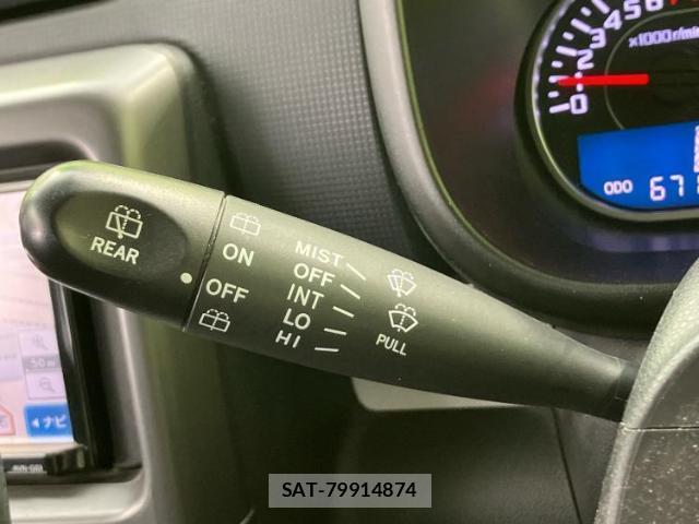 Daihatsu MOVE CONTE 2014-02 8056175-15