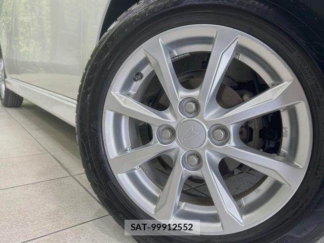 Daihatsu MOVE 2011-11 8053711-12