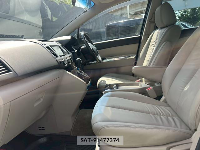 Mazda MPV 2008-03 8053251-14