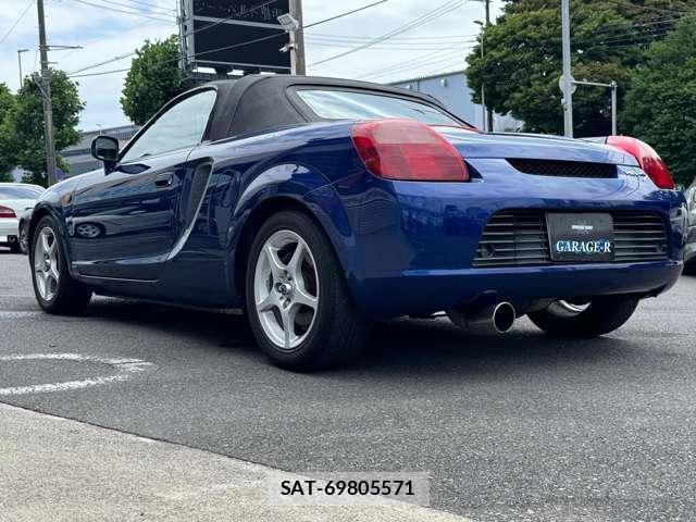 Toyota MR-S 2000-03 8053966-16