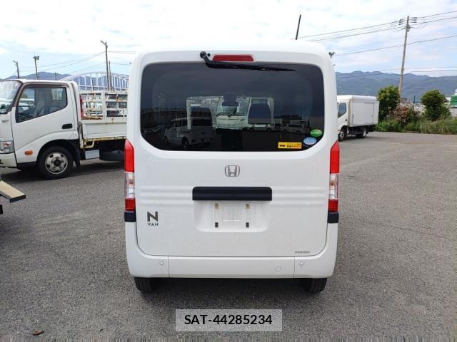 Honda N-VAN 2020-07 8055248-3