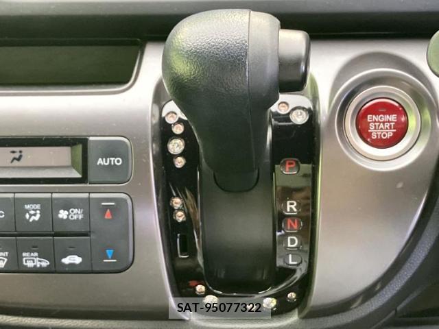 Honda N-WGN 2017-06 8054060-14