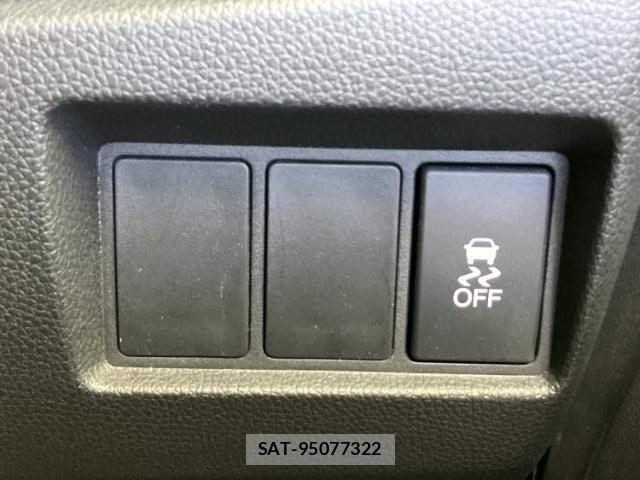 Honda N-WGN 2017-06 8054060-17