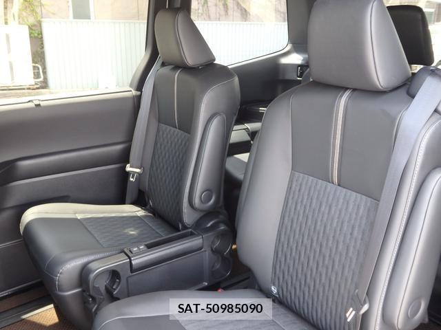 Toyota NOAH 2025-02 8053588-16