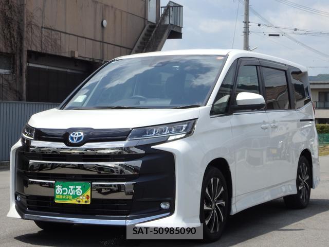 Toyota NOAH 2025-02 8053588-8