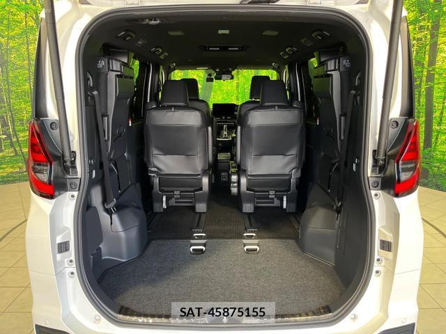 Toyota NOAH 2023-12 8053591-10